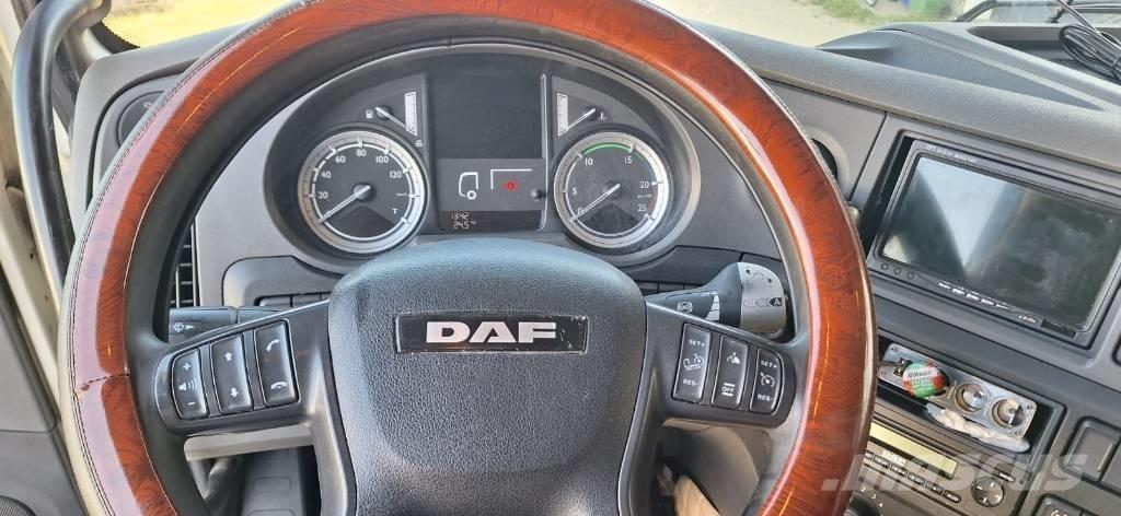 DAF XF 106.460 SC Nyergesvontatók
