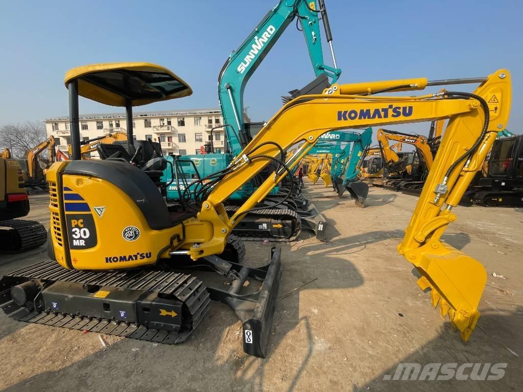 Komatsu PC 30 Mini kotrók < 7t
