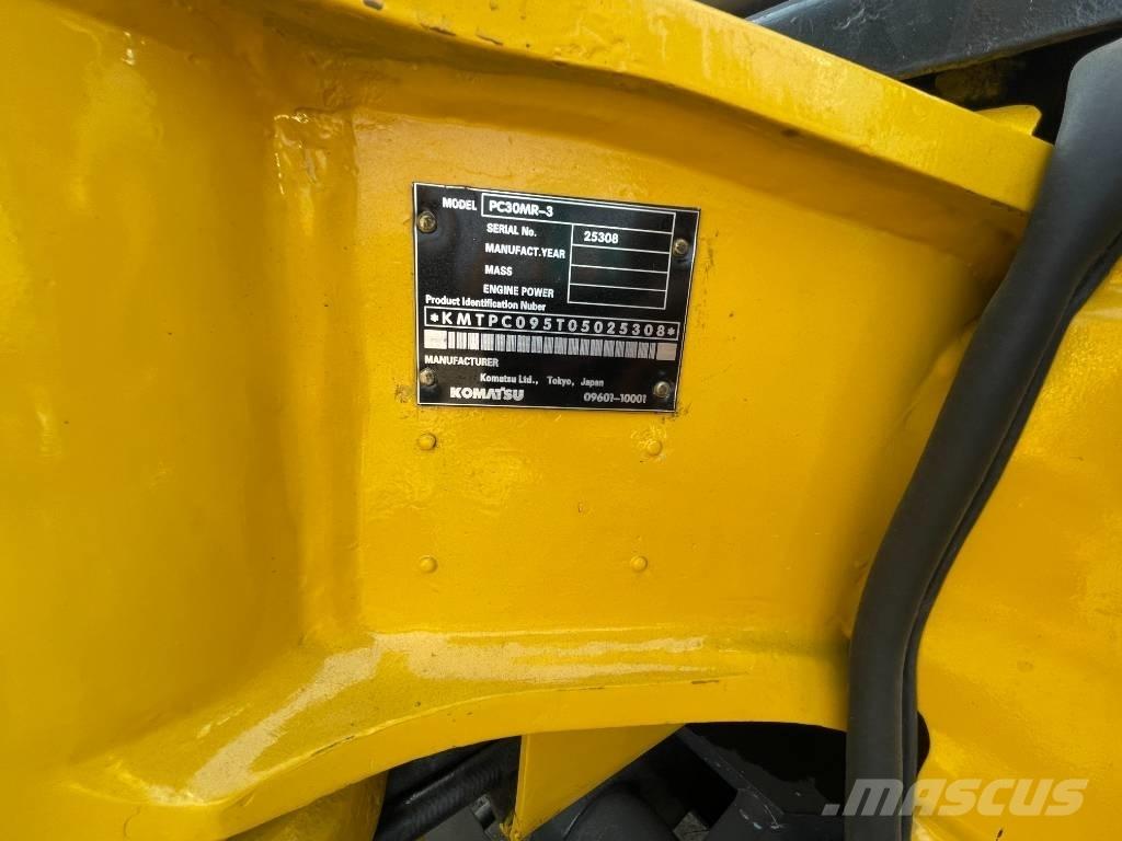 Komatsu PC 30 Mini kotrók < 7t
