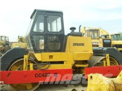Dynapac CC 422 Ikerdobos hengerek