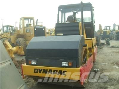 Dynapac CC 422 Ikerdobos hengerek