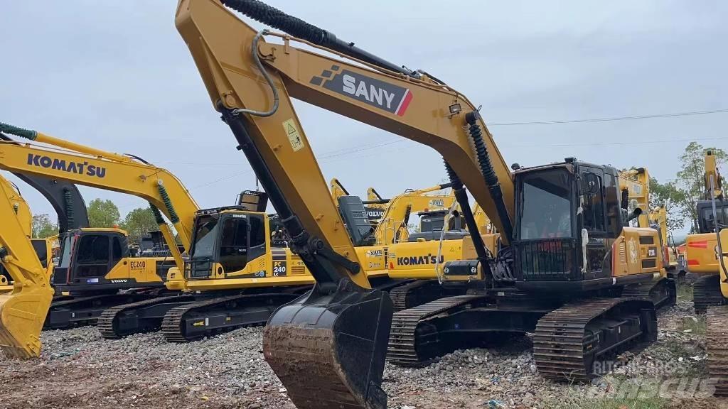Sany SY 215 C Lánctalpas kotrók