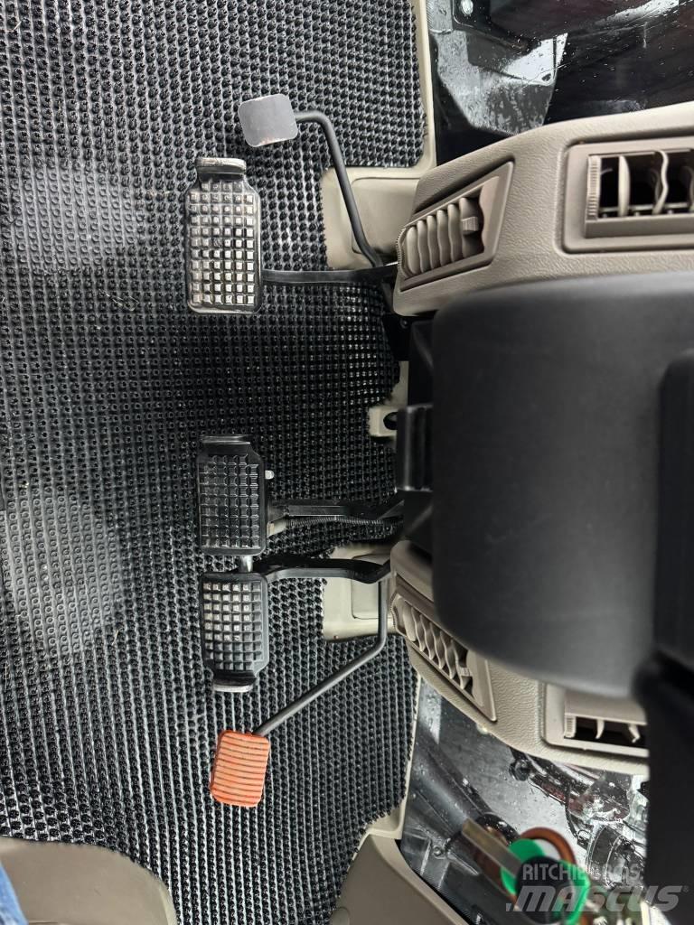 CASE Puma 165 MCE Traktorok