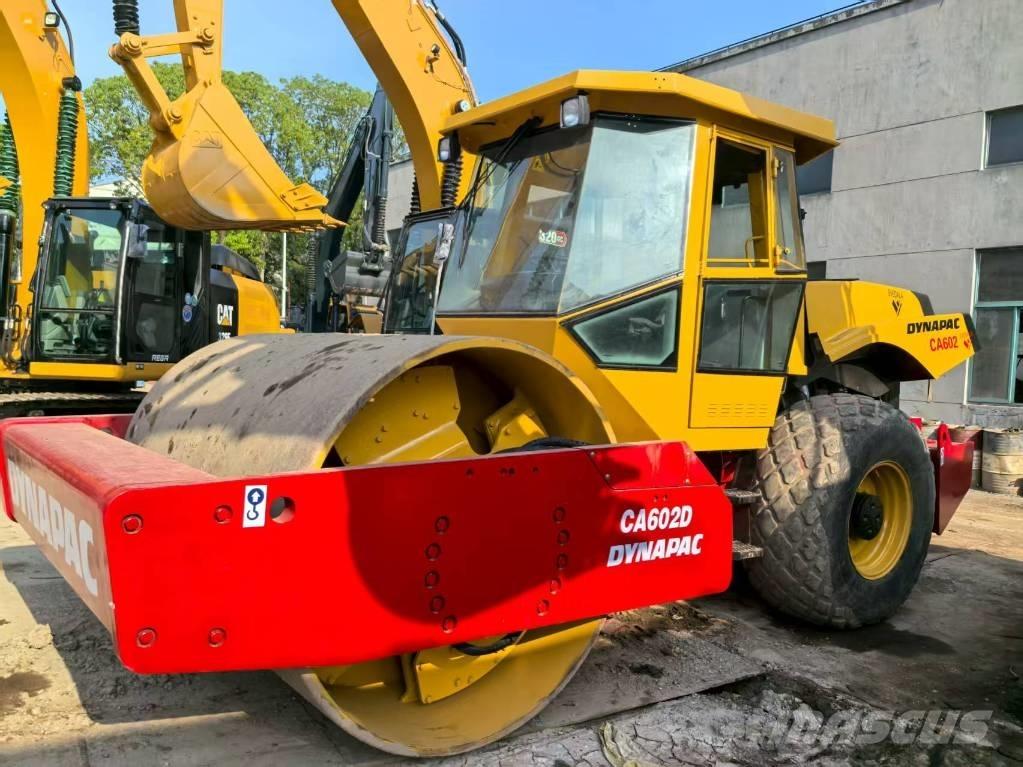 Dynapac CA 602 D Egydobos hengerek