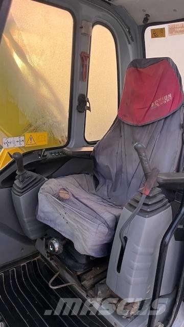 Kobelco E 175 Lánctalpas kotrók