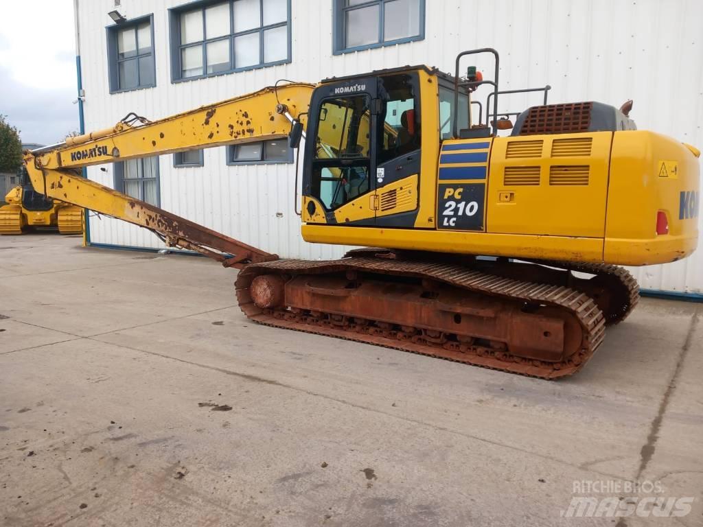 Komatsu PC210LC-10 Lánctalpas kotrók