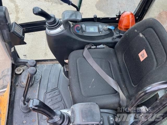 JCB 8018 Mini kotrók < 7t