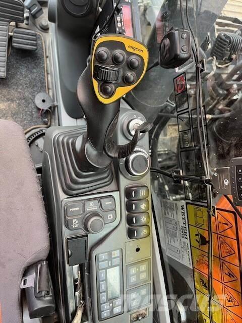 Doosan DX235 LCRD Lánctalpas kotrók