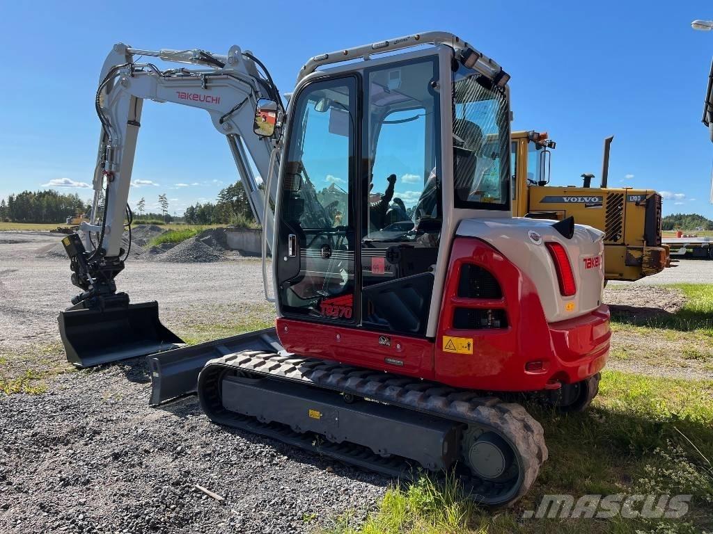 Takeuchi TB 370 Közepes (midi) kotrók 7 t - 12 t