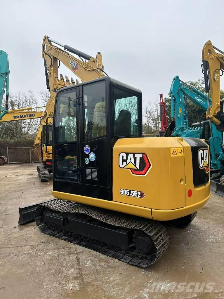 CAT CAT305.5E2 Mini kotrók < 7t
