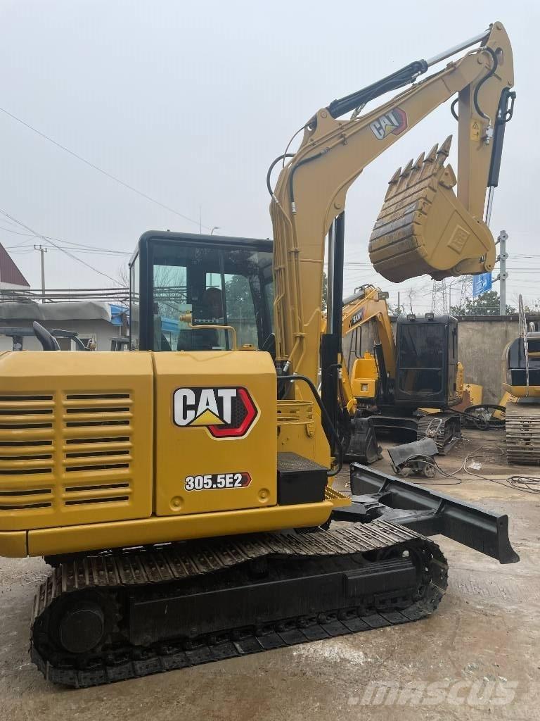 CAT CAT305.5E2 Mini kotrók < 7t