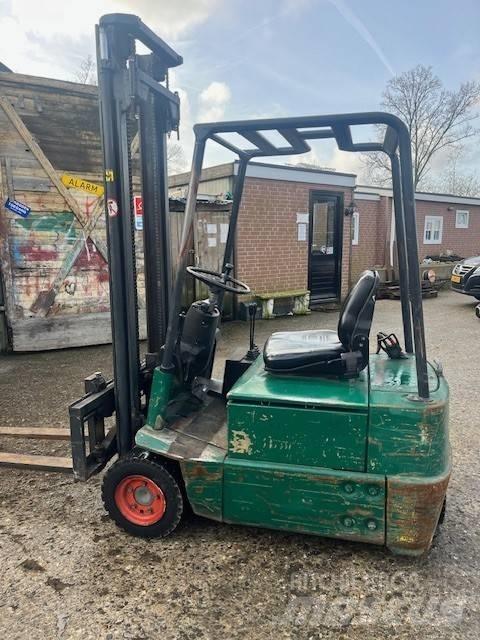 Linde E 15 Elektromos targoncák