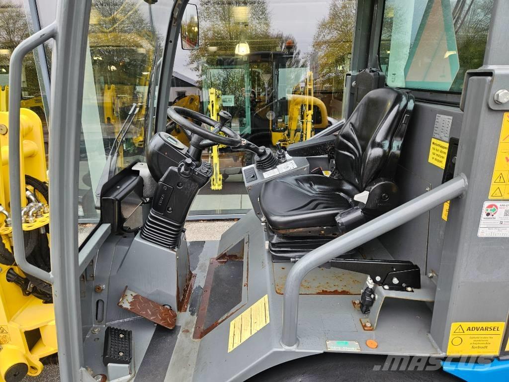Weidemann 2070LP Mini homlokrakodók