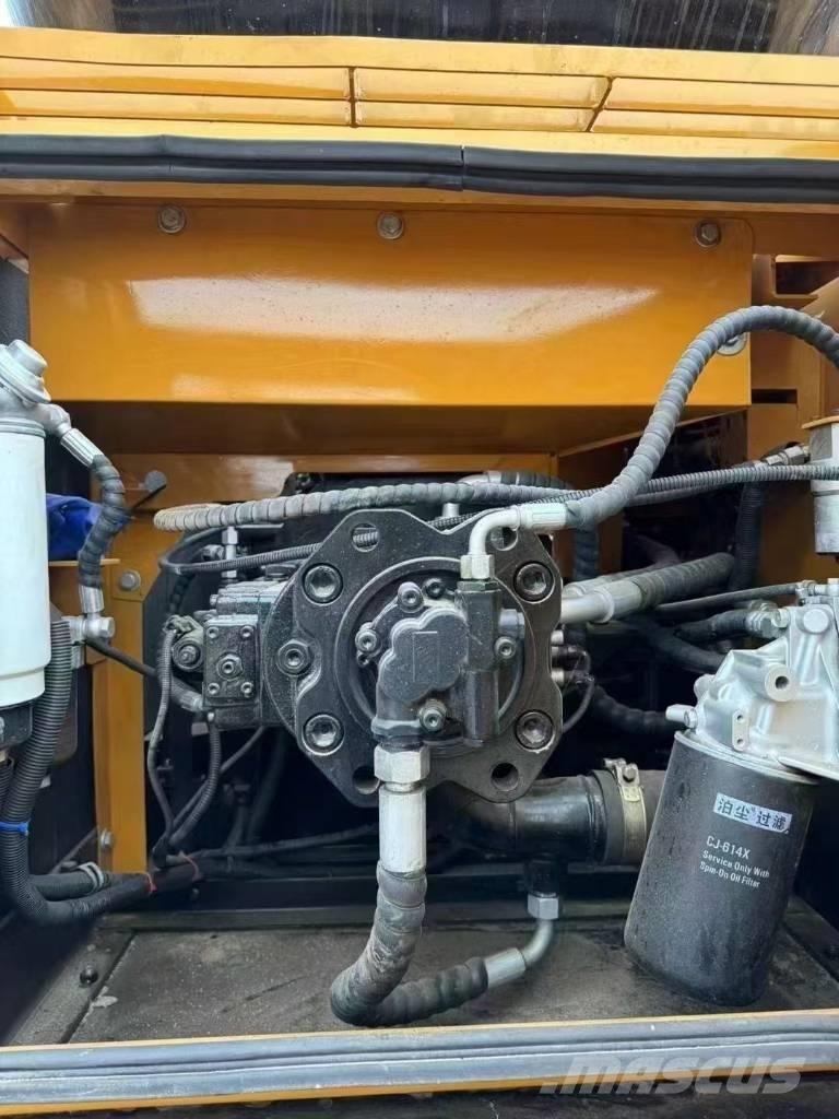 Sany 215pro Lánctalpas kotrók