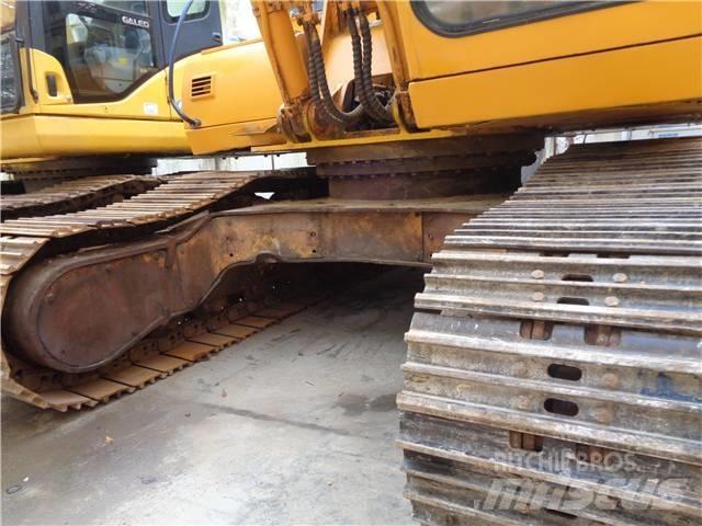 Hyundai R210-5D Gumikerekes kotrók