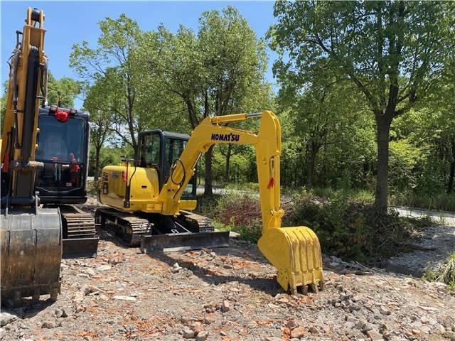 Komatsu PC56-7 Lánctalpas kotrók