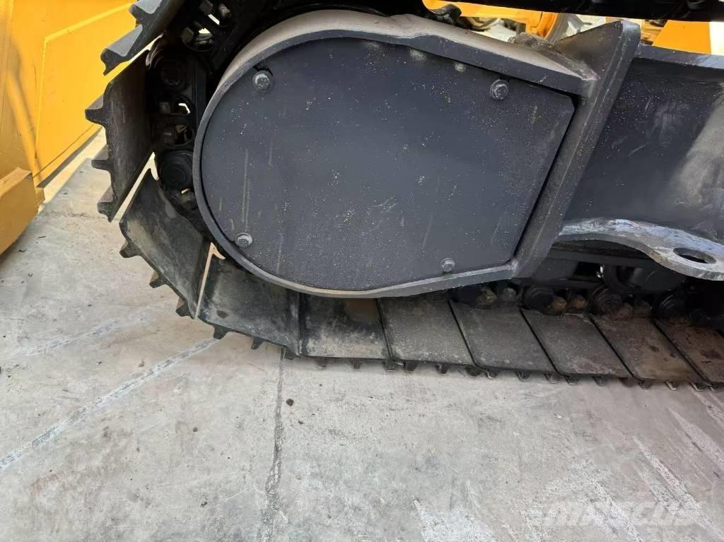 Doosan DX 300 LCA Lánctalpas kotrók