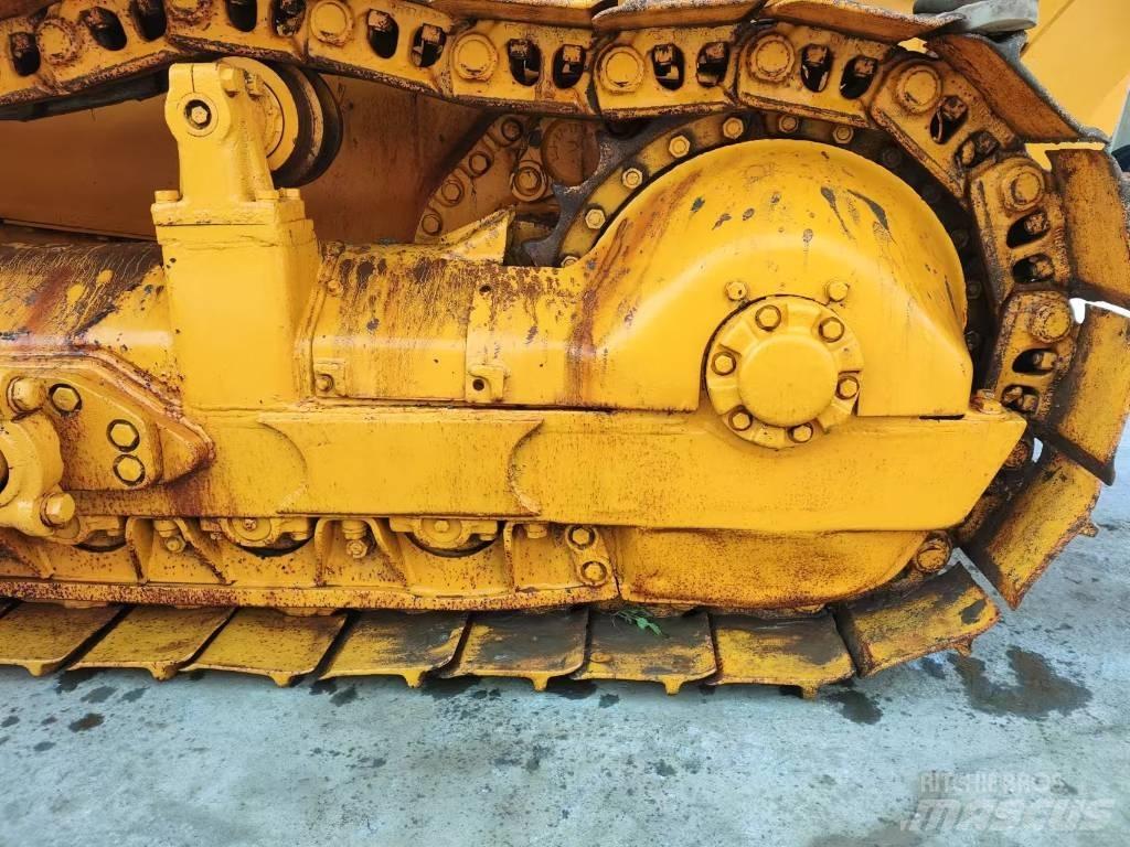 CAT D7G lánctalpas dózerek