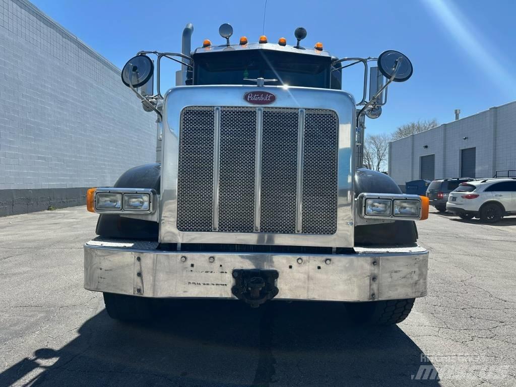 Peterbilt 367 Nyergesvontatók
