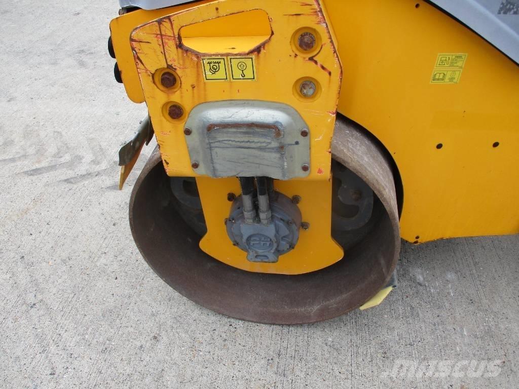 Hamm HD12VV (879) Ikerdobos hengerek