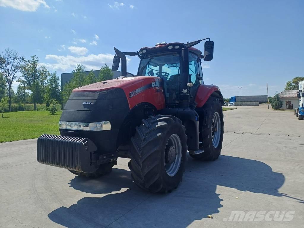 Case IH Magnum 250 Traktorok
