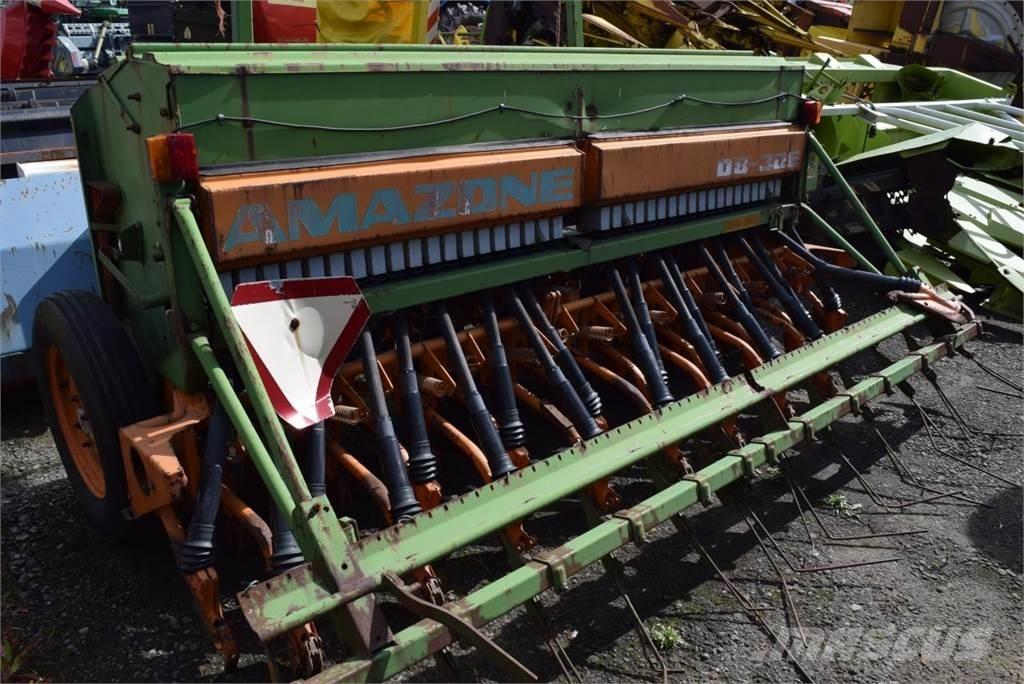 Amazone D8/30E Sorvetőgép