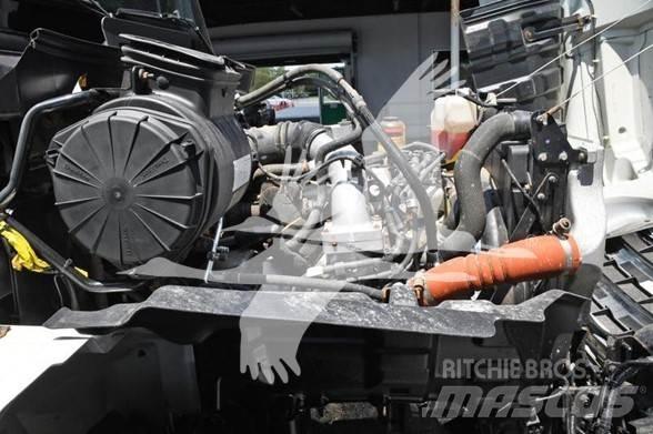 Hino 268 Dobozos teherautók