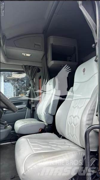 Kenworth T680 Nyergesvontatók