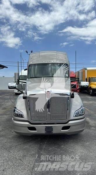 Kenworth T680 Nyergesvontatók