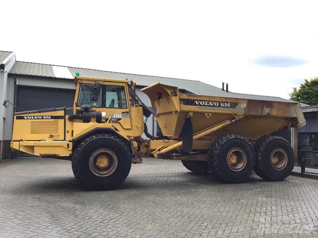 Volvo A 25 C Csuklósdömperek