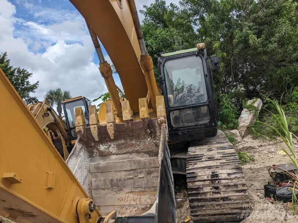 CAT 330 CL Lánctalpas kotrók