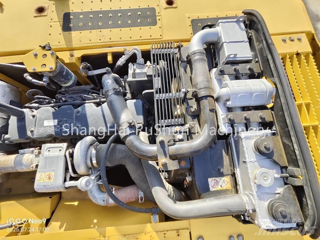Komatsu 220-8 Lánctalpas kotrók
