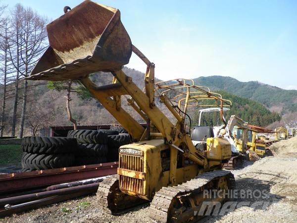 Komatsu D20S-3 lánctalpas dózerek
