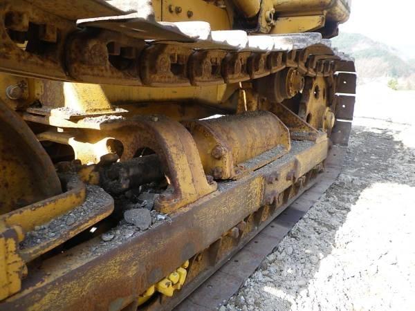 Komatsu D20S-3 lánctalpas dózerek