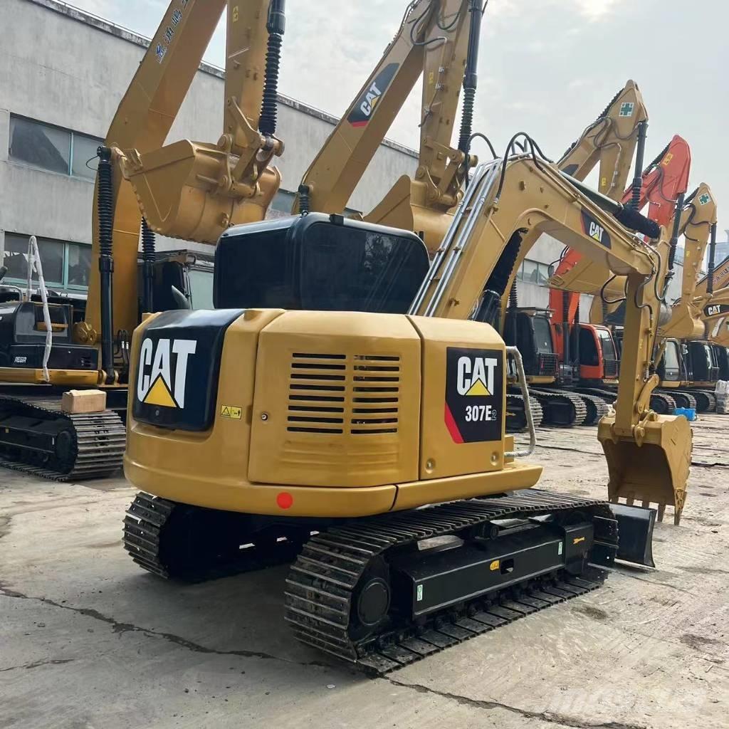 CAT 307E2 Közepes (midi) kotrók 7 t - 12 t