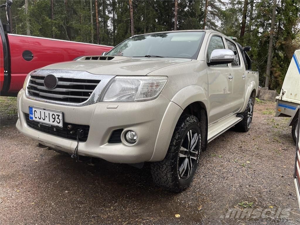 Toyota Hilux Közúti karbantartó haszongépek