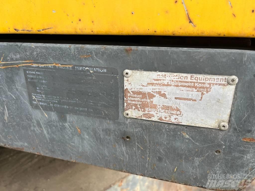 Volvo EC 240 LR Hosszú gém kotrók