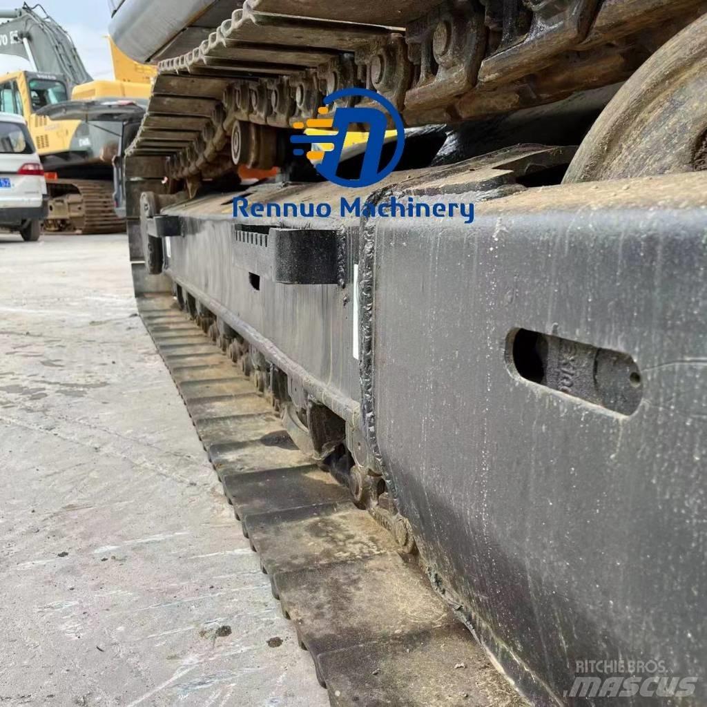 Hitachi EX 120 Lánctalpas kotrók