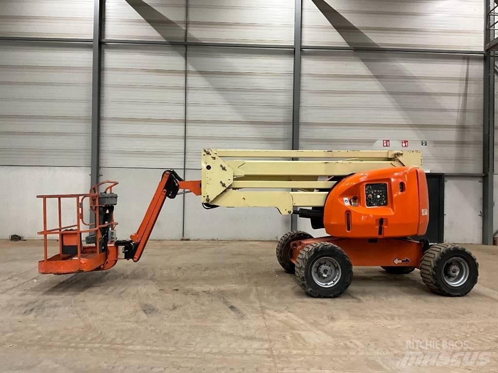 JLG 450 AJ Karos emelők