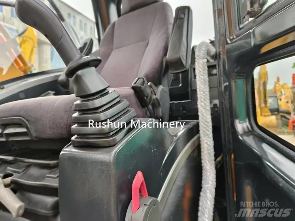Hyundai R220 Lánctalpas kotrók