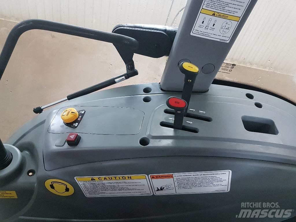 Branson 5025C Traktorok