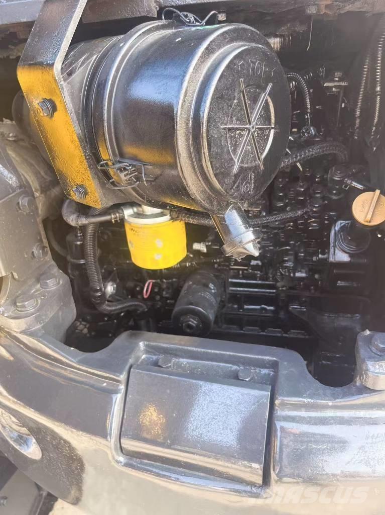 Komatsu PC 40 MR Lánctalpas kotrók