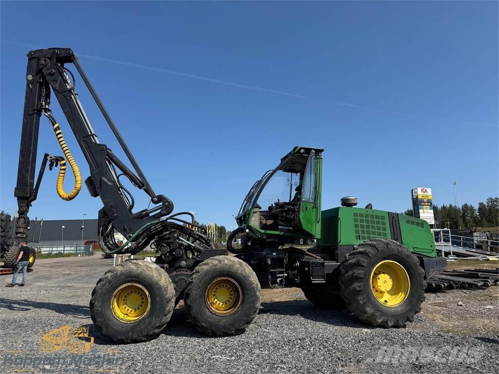 John Deere 1470D Betakarítók