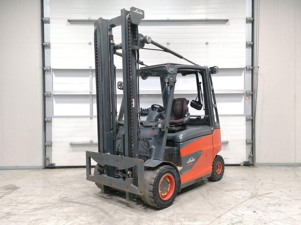 Linde E40H-01/600 Elektromos targoncák