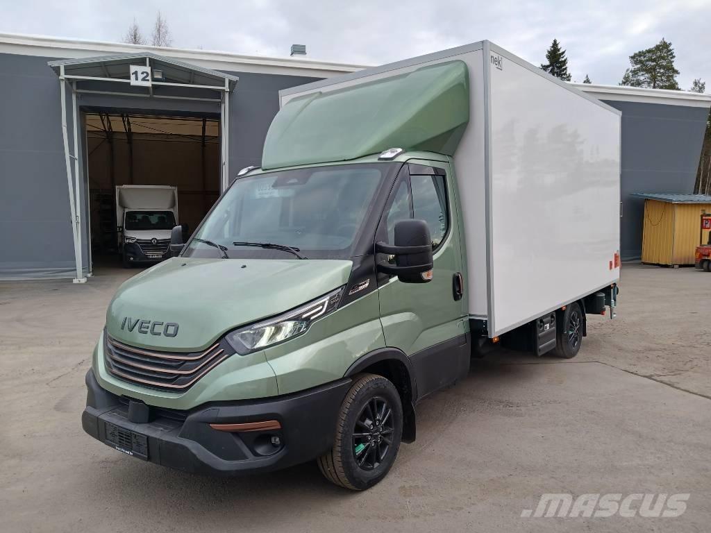 Iveco Daily 35S18A8 Transporterek