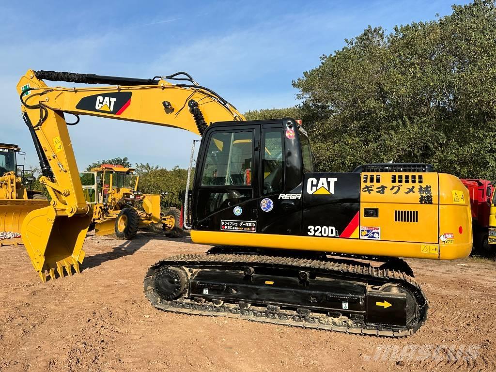 CAT 320DL Lánctalpas kotrók