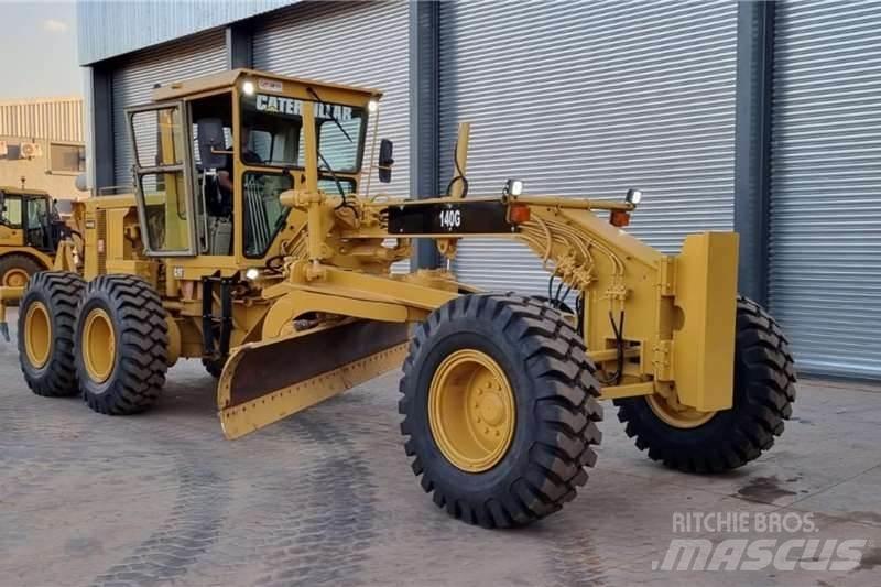 CAT  140G Gréderek