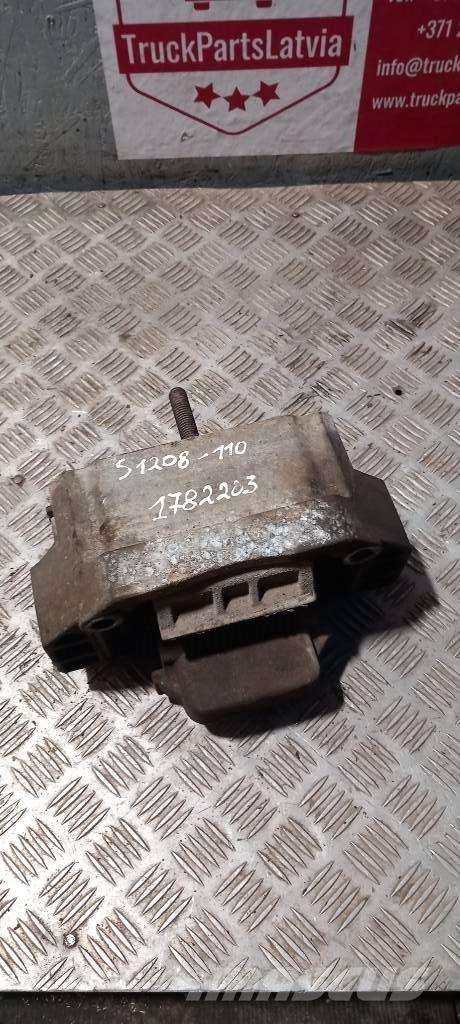 Scania 94 D.     1782203 Motorok