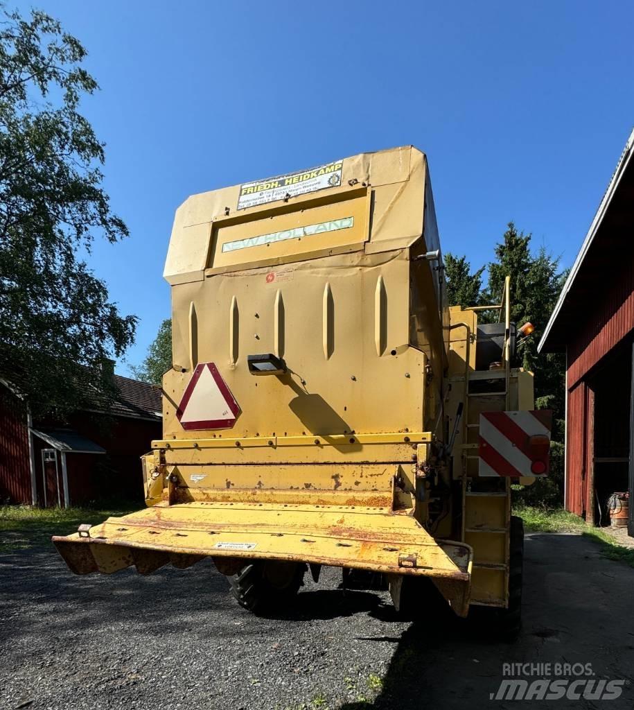 New Holland TX 34 Kombájnok