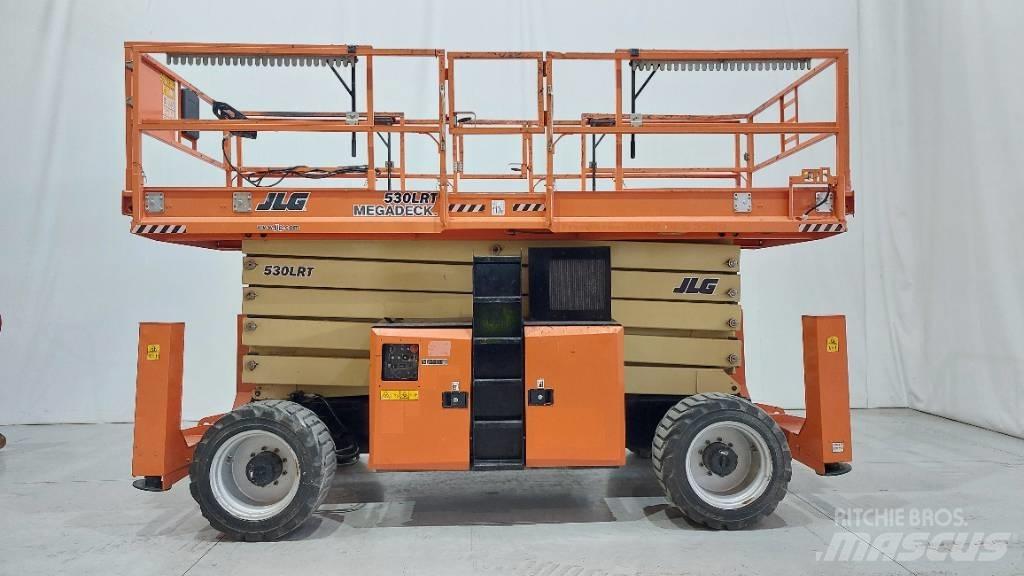JLG 530 LRT Ollós emelők